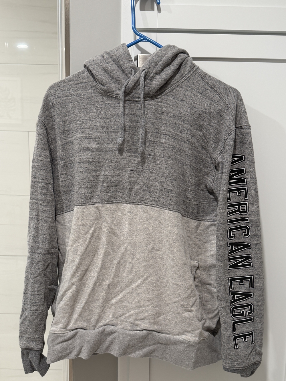 American Eagle Outfitters Men’s Pullover Hoodie Size M